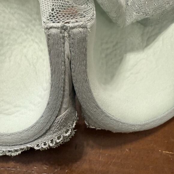 VICTORIAS SECRET DREAM ANGELS SIZE 36 D GREEN HIGH NECK LACE CUTOUT LINED DEMI - Picture 7 of 9